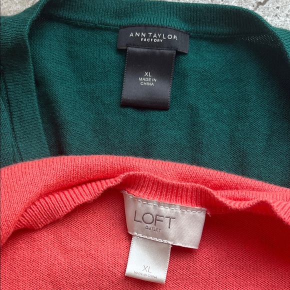 Ann Taylor Factory Men's Teal and Coral Cardigan Set - Picture 2 of 3